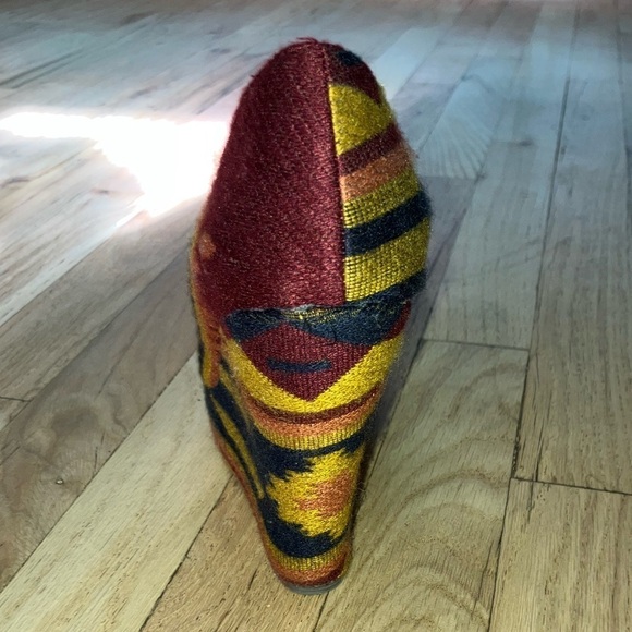 Steve Madden Pammyy Wedge Aztec Multi Color - Picture 11 of 11
